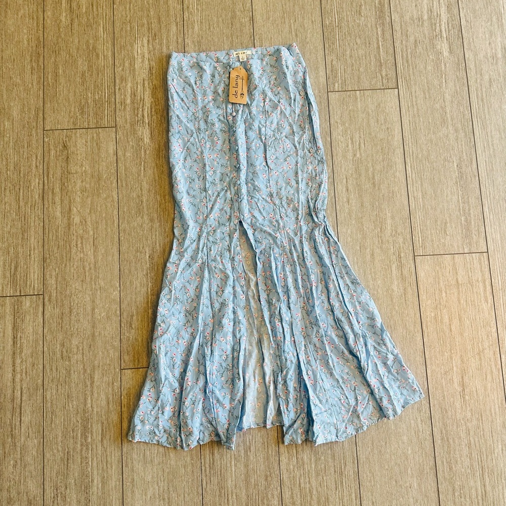 Light Blue Floral Maxi Skirt - Picture 4 of 9